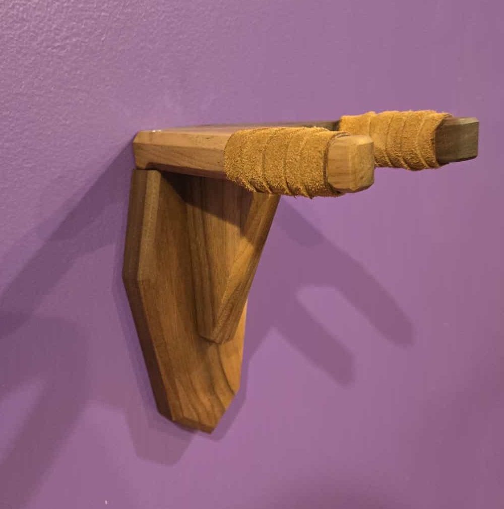 Sconce Series Hardwood Guitar Mount - Image 5